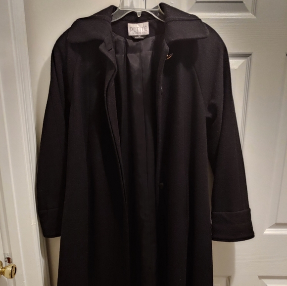 Petite Sophisticate Black Women's Double layered Trench Coat - Picture 2 of 8